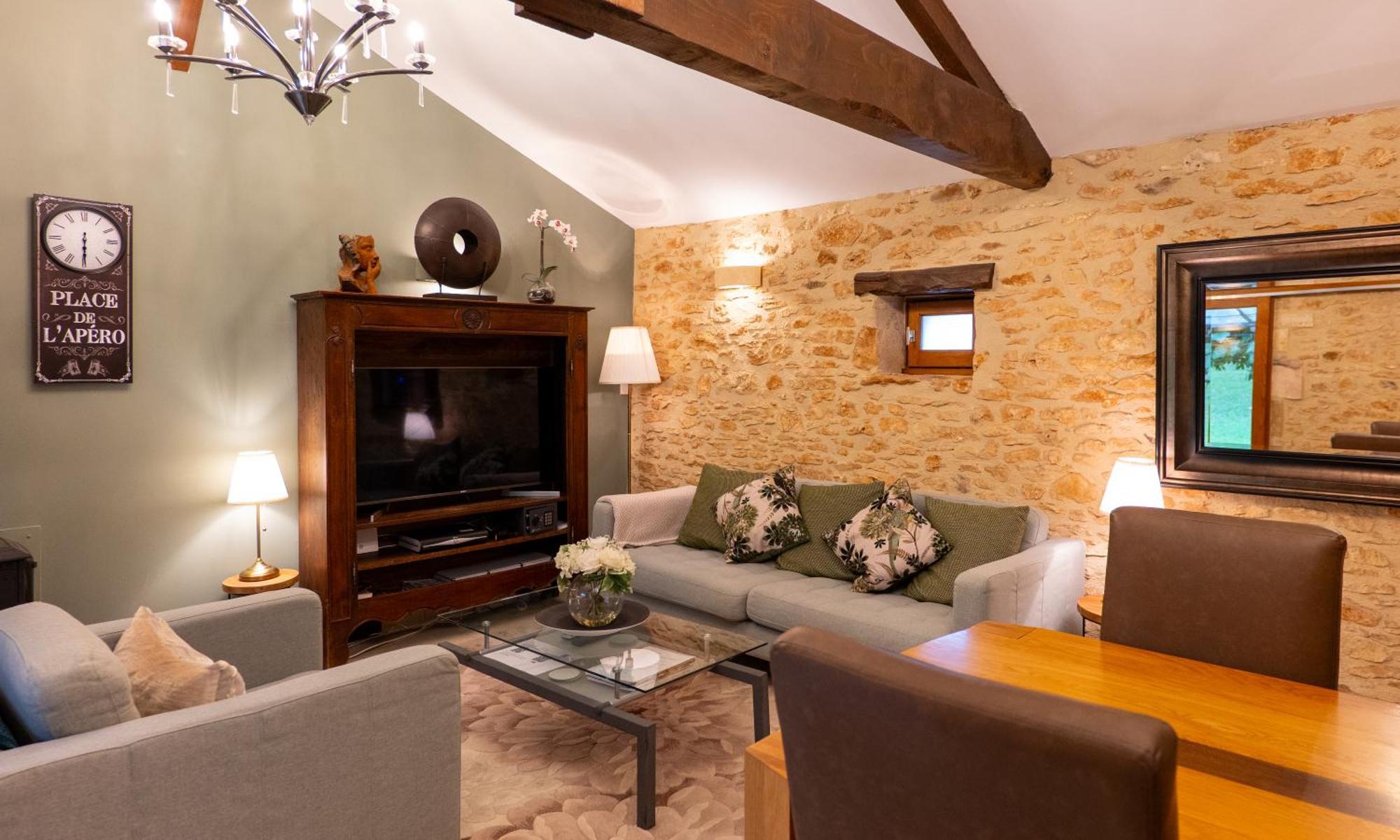 Holiday home Larroque Haute *